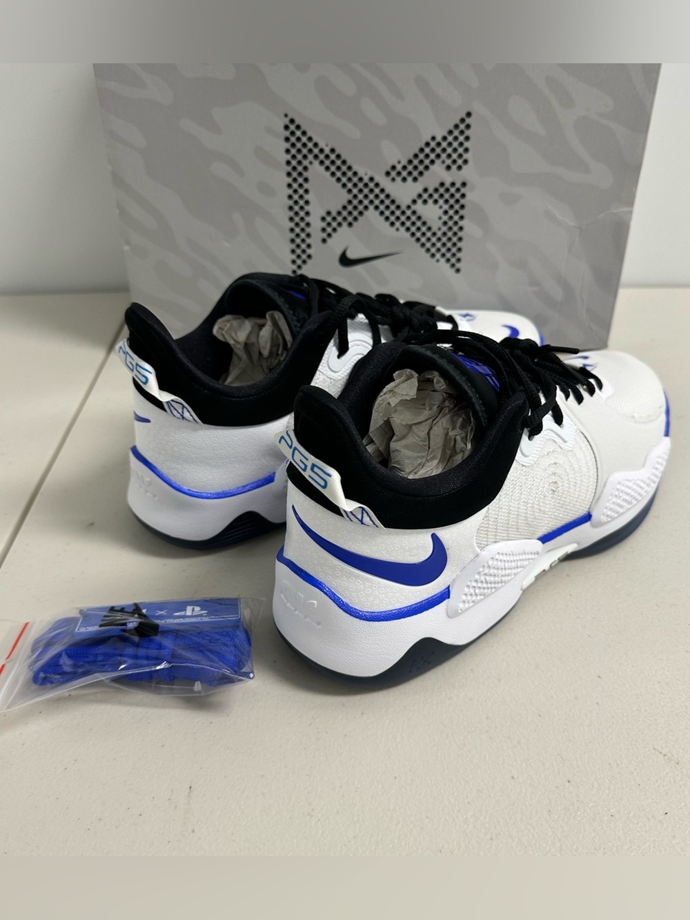 Nike Men’s PG 5 PlayStation Paul George Sneakers - Size 12.5 - Picture 3 of 16